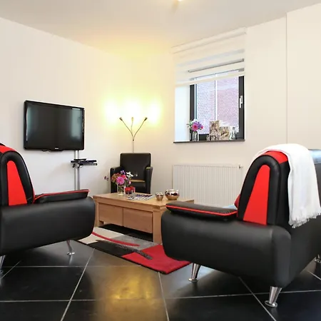 In With Garden & Bbq, Cleaning Included Holiday home *